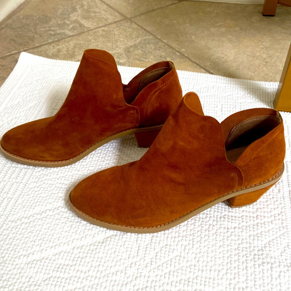 Kelsi dagger suede booties